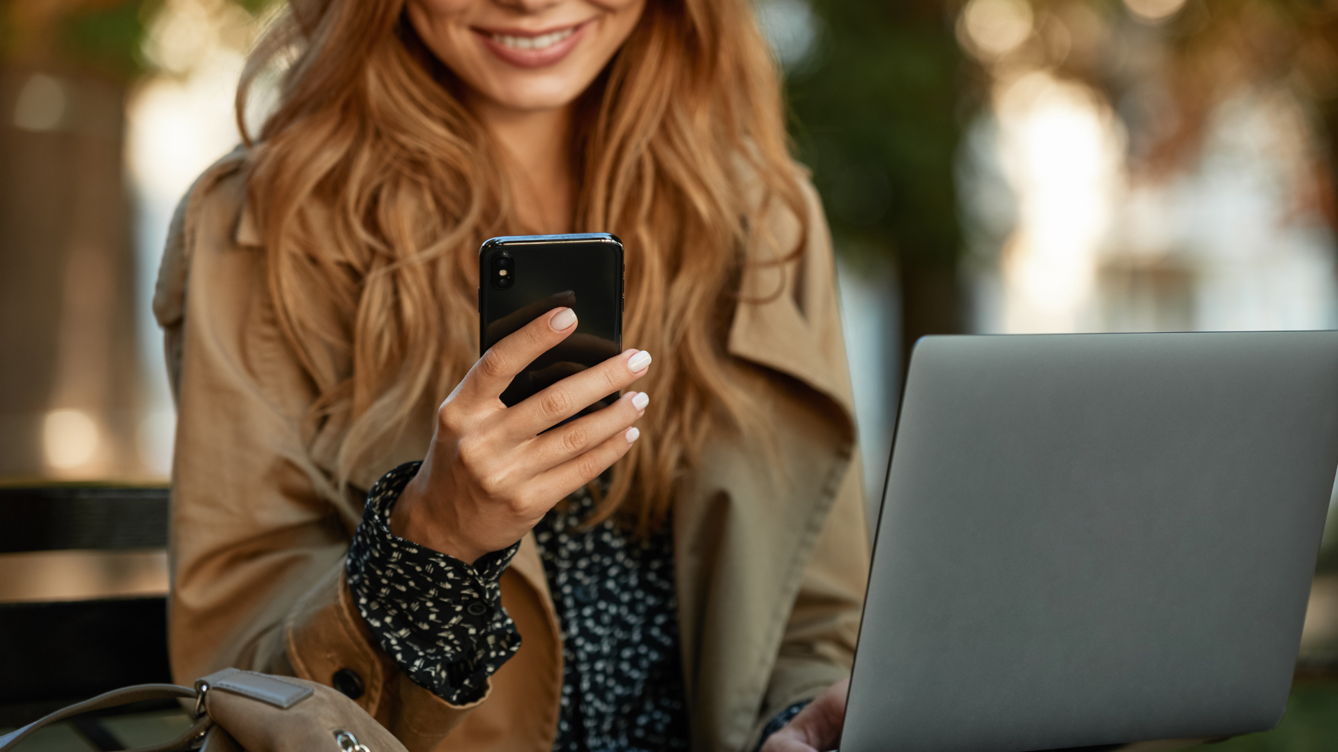 woman using VoIP on her cell phone